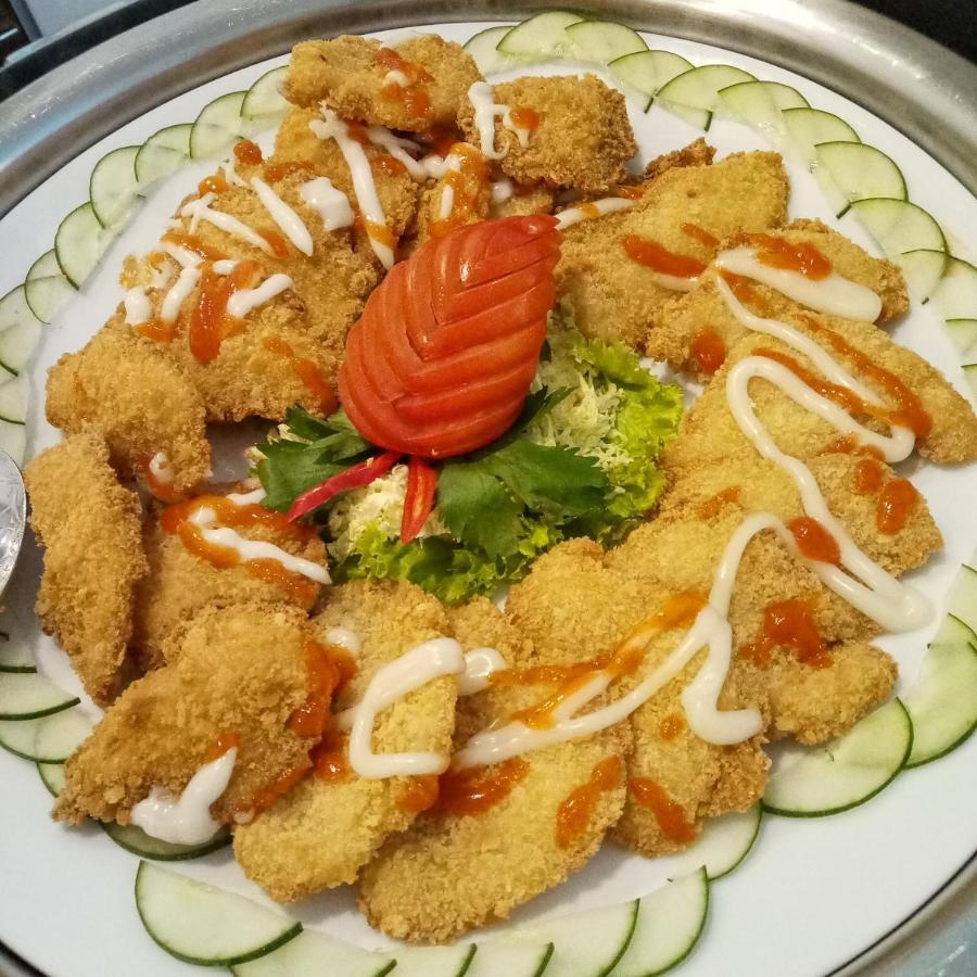 宗班绿红伊斯兰酒店 Jombang 外观 照片