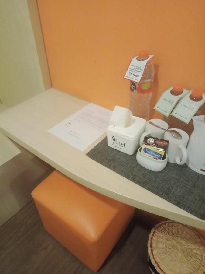 宗班绿红伊斯兰酒店 Jombang 外观 照片