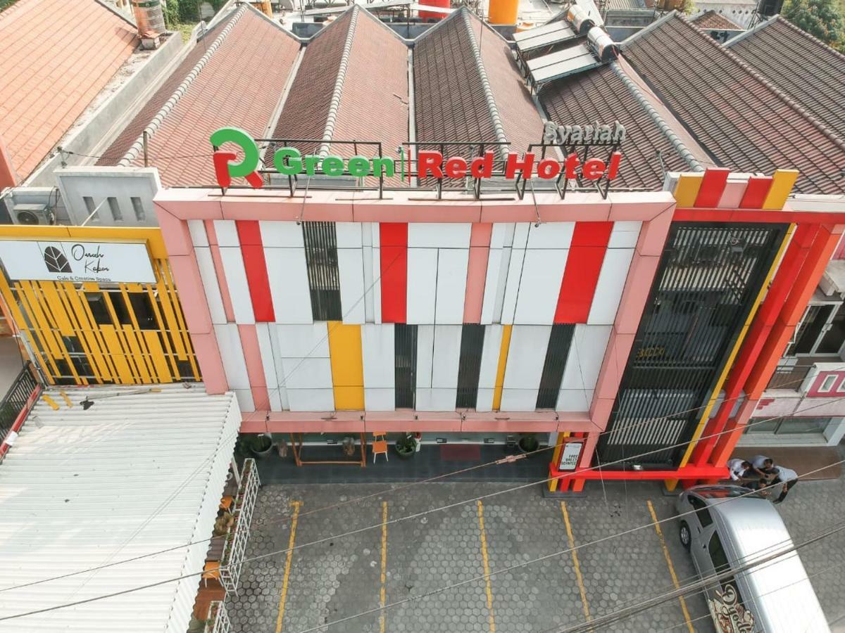 宗班绿红伊斯兰酒店 Jombang 外观 照片
